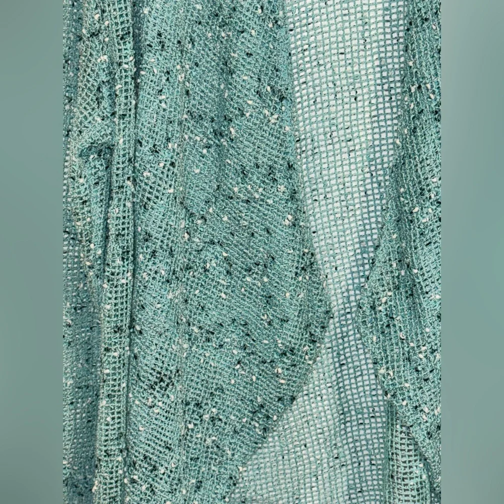 XL Katie Todd Crochet Top Cover Up Blue With Wooden Buttons! - Picture 2 of 9